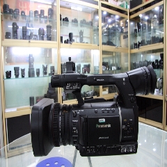 0141#Panasonic/松下 AG-AC130MC高清专业 手提式专业摄相机