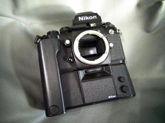 Nikon F3机身 + MD-4马达过片手柄