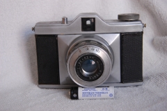 罕见哈尔滨-1型老相机32000元包快递