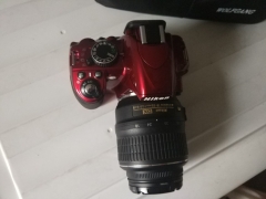尼康D3100单反相机 红色特别版，9新，带原装18-55防抖镜头