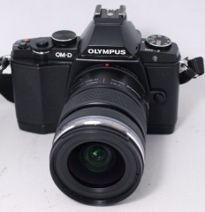 奥林巴斯 E-M5 数码微单相机 + 12-50mm 1:3.5-6.3 镜头 全正常